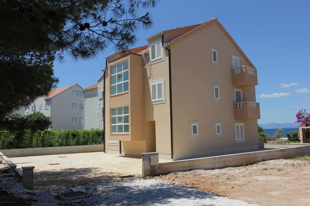 Apartment Zvonimir Mirce Exterior foto