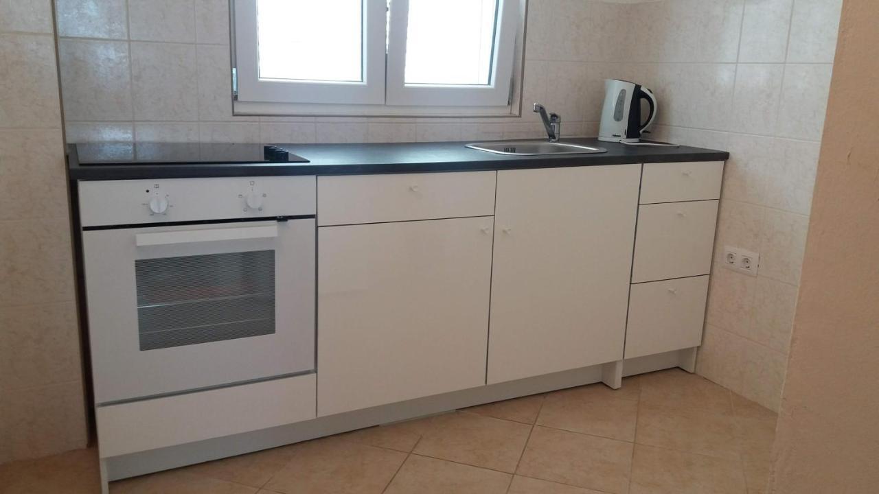Apartment Zvonimir Mirce Exterior foto